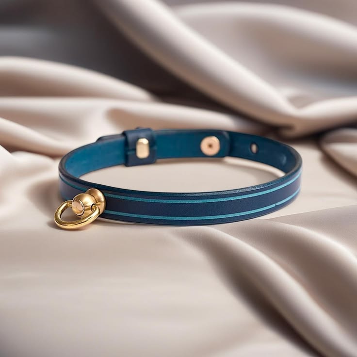 Engraved Leather Cat Collar – Adjustable Buckle Kitten Collar